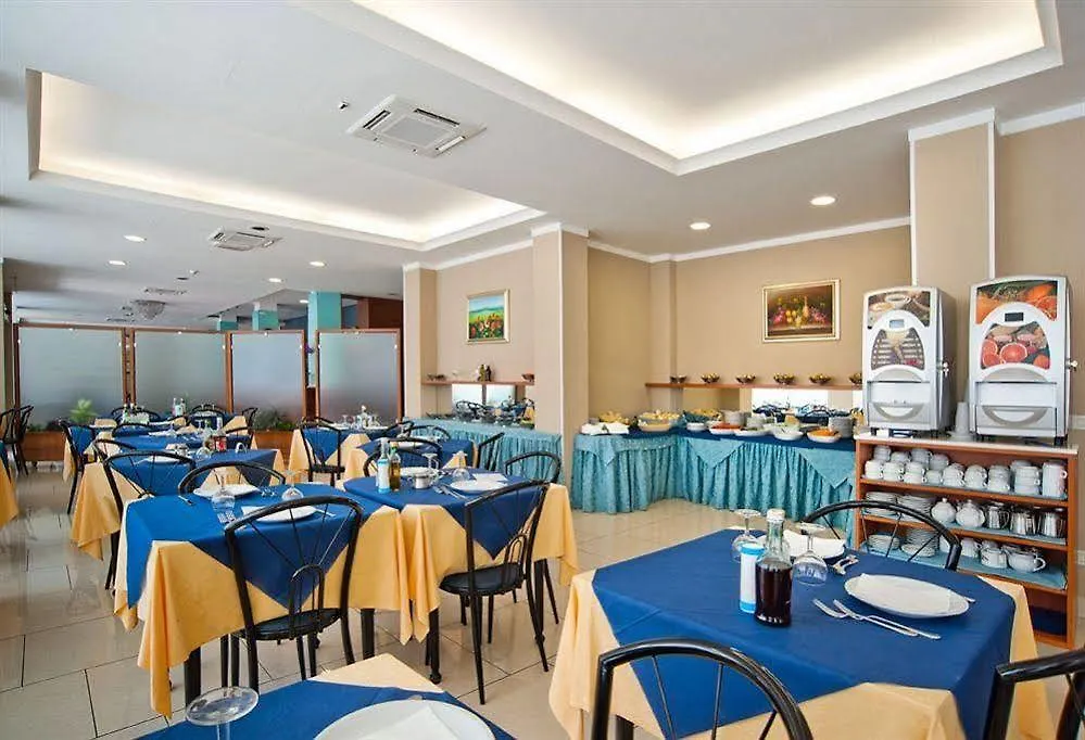 Hotel Boom Rimini 3*,