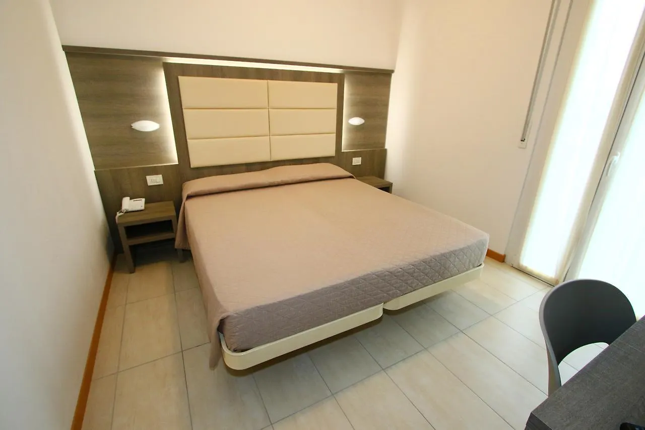 Hotel Boom Rímini